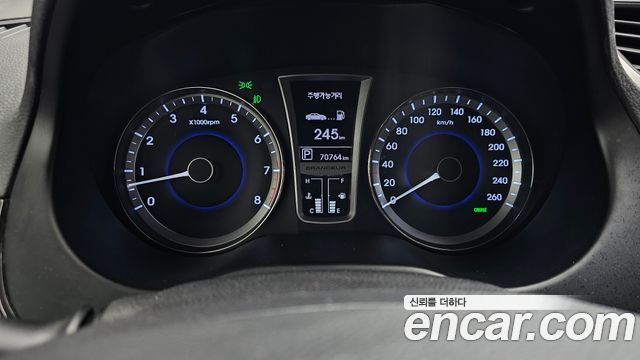 Hyundai Grandeur 2011 — photo 8
