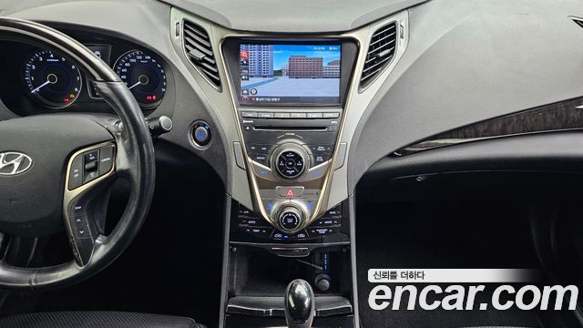 Hyundai Grandeur 2011 — photo 17