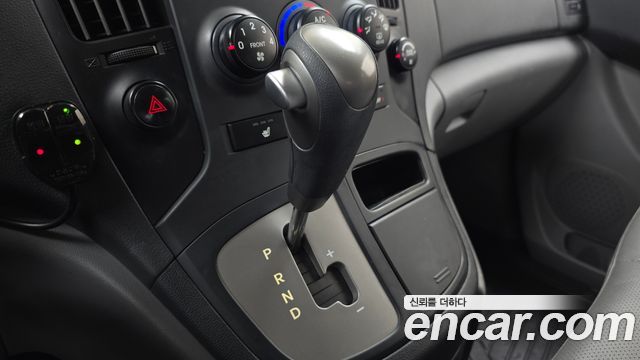 Hyundai Starex 2014 — photo 9