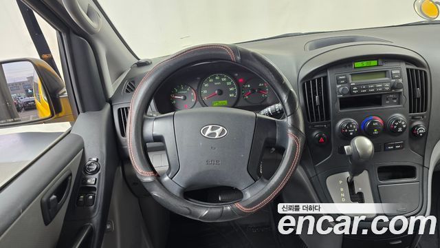Hyundai Starex 2014 — photo 13