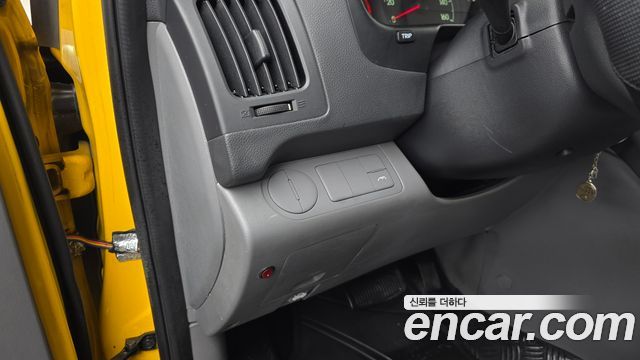 Hyundai Starex 2014 — photo 17