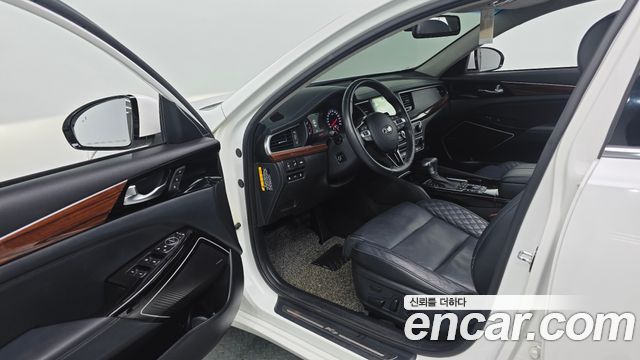 Kia K7 2016 — photo 10