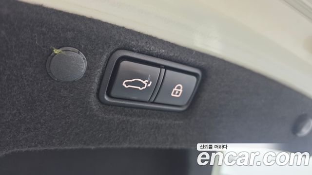 Kia K7 2016 — photo 15