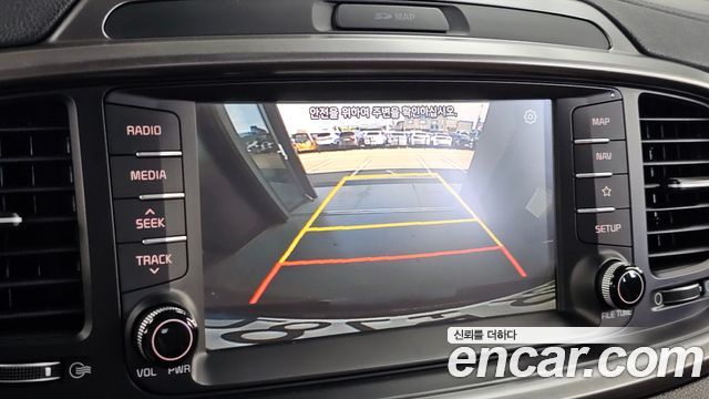 Kia Sorento 2018 — photo 21