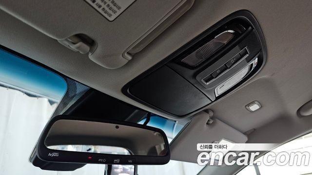 Kia Sorento 2018 — photo 23