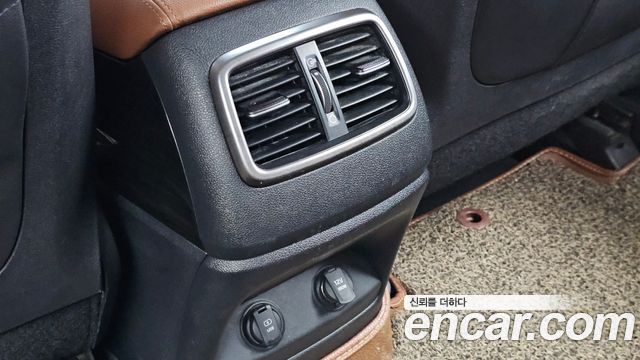 Kia Sorento 2018 — photo 25