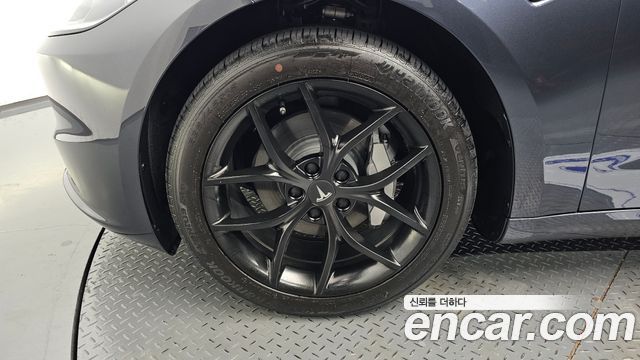 Tesla Model 3 2026 — photo 5