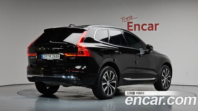 Volvo XC60 2024 — photo 2