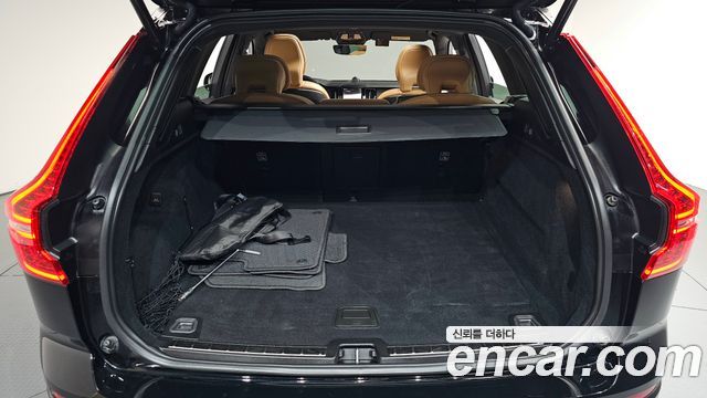 Volvo XC60 2024 — photo 26
