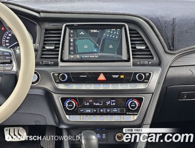 Hyundai Sonata 2018 — photo 15