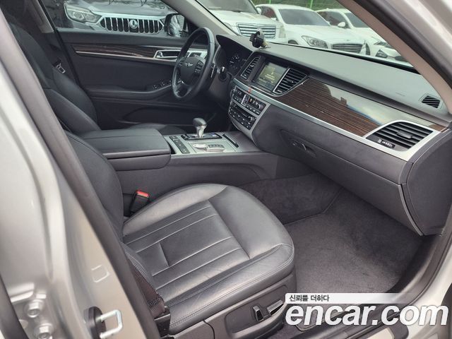 Genesis G80 2017 — photo 13