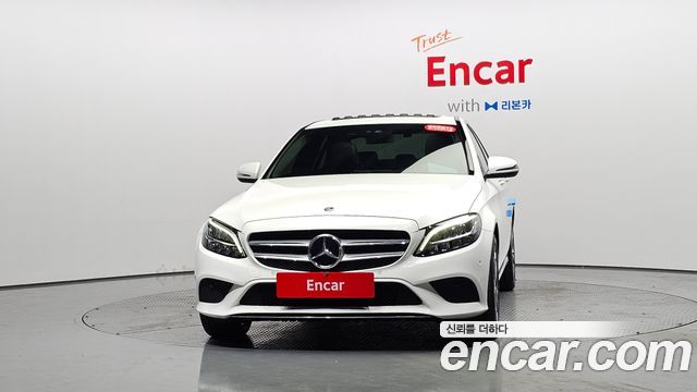 Mercedes-Benz C-Class 2019 — photo 3