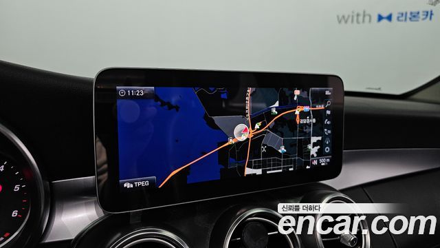 Mercedes-Benz C-Class 2019 — photo 20