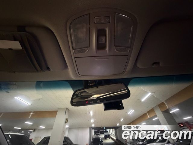 Hyundai AVANTE 2017 — photo 14