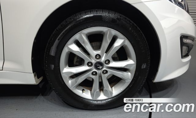 Kia K5 2013 — photo 7