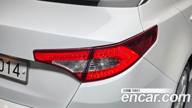 Kia K5 2013 — photo 9