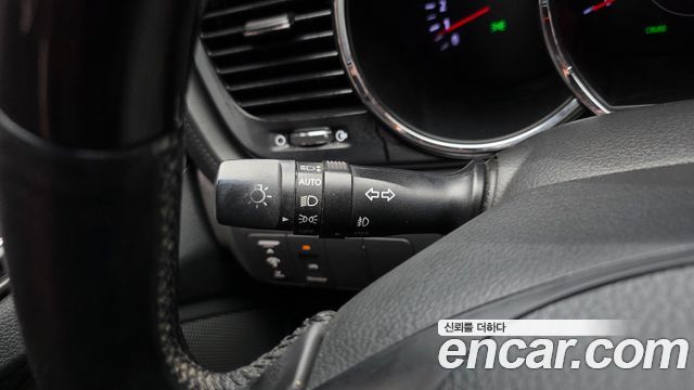 Kia K5 2013 — photo 28