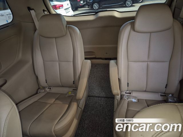 Kia Canival 2019 — photo 14