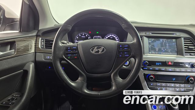 Hyundai Sonata 2015 — photo 18