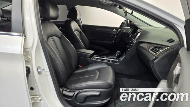 Hyundai Sonata 2015 — photo 16