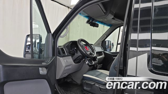Hyundai Solati 2023 — photo 13