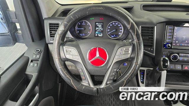 Hyundai Solati 2023 — photo 20