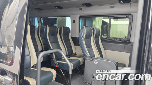 Hyundai Solati 2023 — photo 25