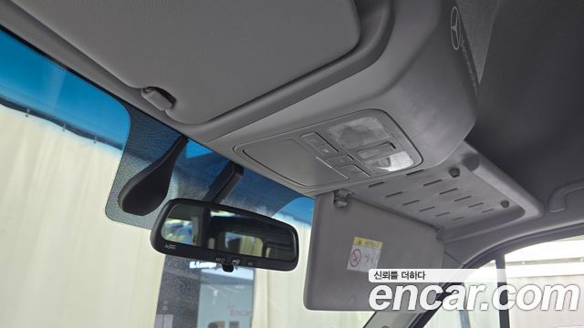 Hyundai Solati 2023 — photo 26