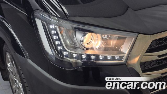 Hyundai Solati 2023 — photo 8