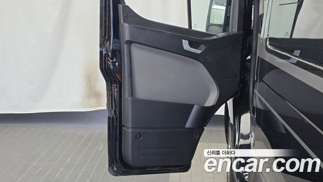 Hyundai Solati 2023 — photo 14