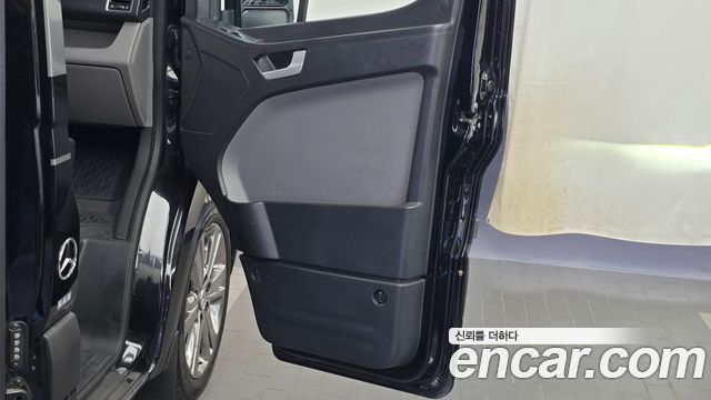 Hyundai Solati 2023 — photo 15