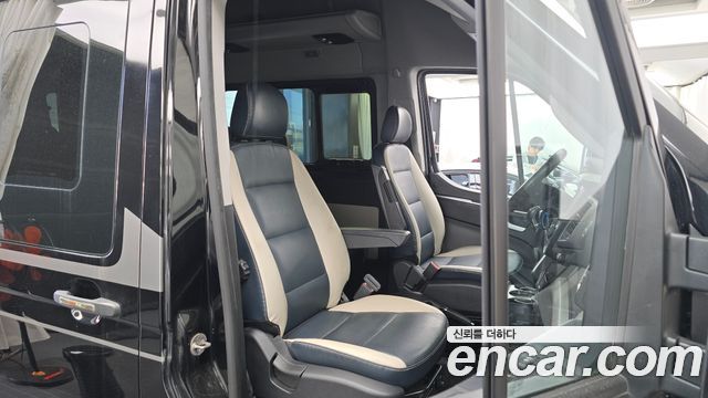 Hyundai Solati 2023 — photo 16