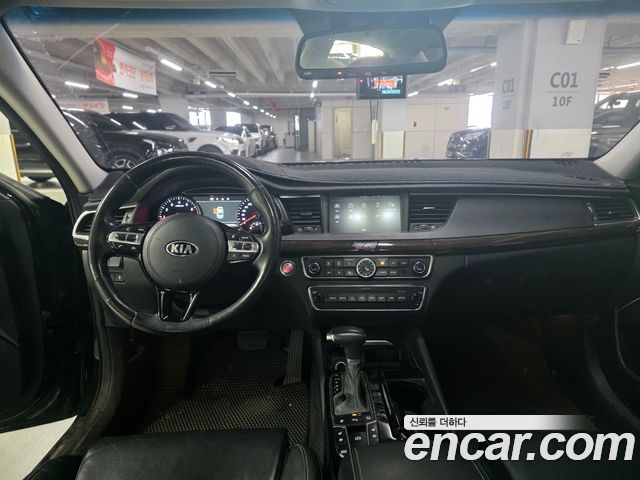 Kia K7 2018 — photo 6