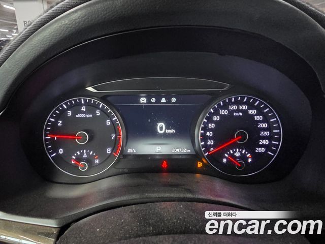 Kia K7 2018 — photo 8