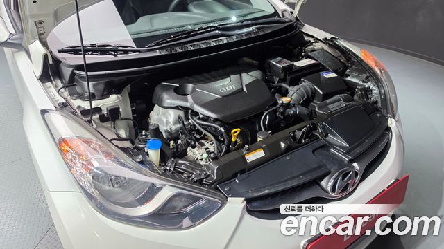 Hyundai AVANTE 2011 — photo 6