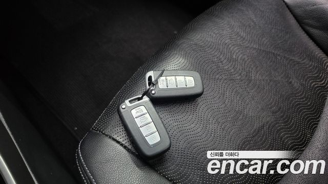 Hyundai AVANTE 2011 — photo 15