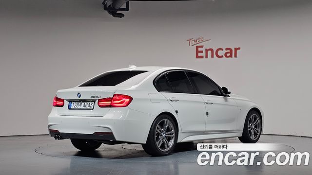 BMW 3-Series 2018 — photo 2