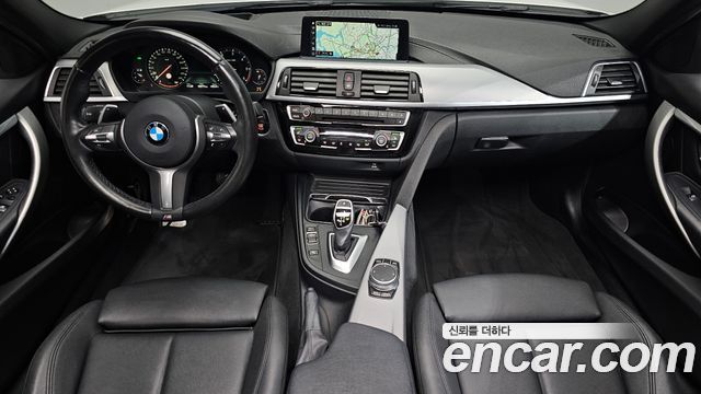 BMW 3-Series 2018 — photo 10