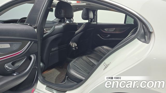 Mercedes-Benz CLS-Class 2019 — photo 17