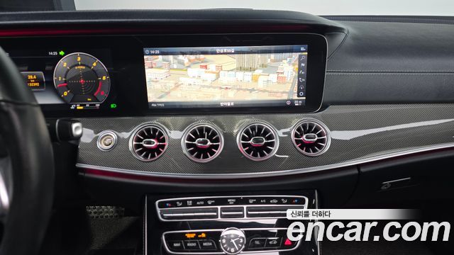 Mercedes-Benz CLS-Class 2019 — photo 19