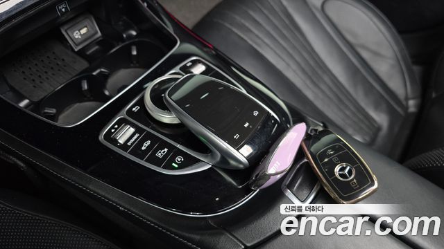 Mercedes-Benz CLS-Class 2019 — photo 23