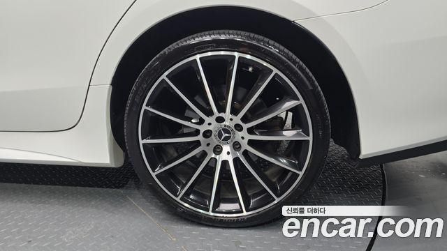 Mercedes-Benz CLS-Class 2019 — photo 7