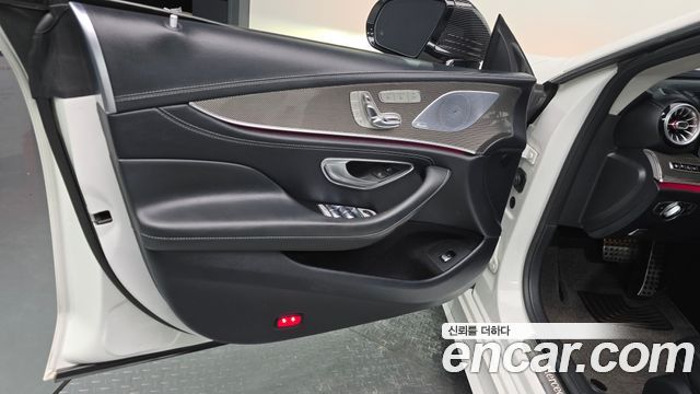 Mercedes-Benz CLS-Class 2019 — photo 14