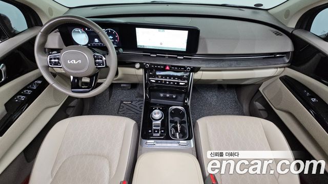 Kia Canival 2023 — photo 7