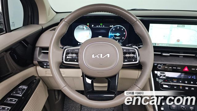 Kia Canival 2023 — photo 14