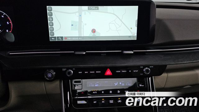 Kia Canival 2023 — photo 15