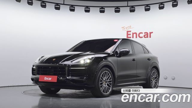 Porsche Cayenne 2023 — photo 1