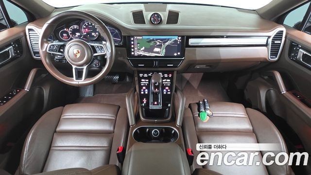 Porsche Cayenne 2023 — photo 7