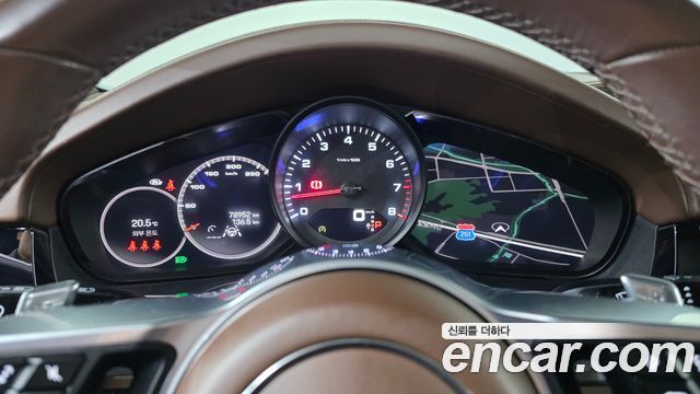 Porsche Cayenne 2023 — photo 8