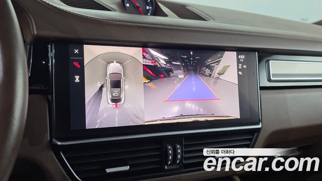 Porsche Cayenne 2023 — photo 14